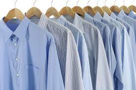 Chemise sur cintre
